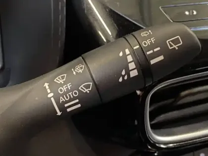 Photo 38 Nissan Juke  DIG-T 114