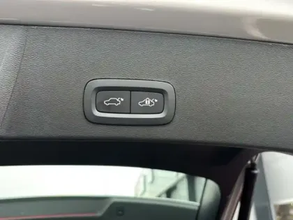 Photo 15 Volvo Xc40  T4 Recharge 129+82 ch DCT7