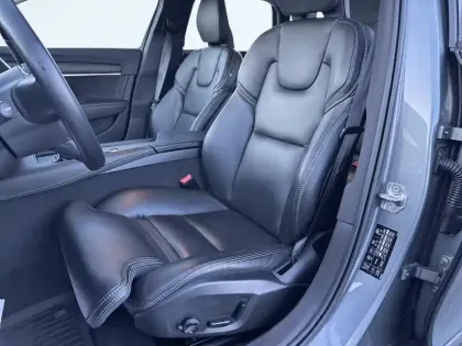 Photo 6 Volvo V90  Cross Country D4 AWD 190 ch Geartronic 8