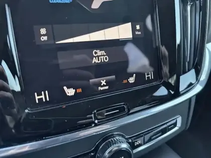 Photo 15 Volvo V90  Cross Country D4 AWD 190 ch Geartronic 8