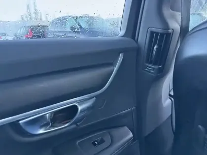 Photo 25 Volvo V90  Cross Country D4 AWD 190 ch Geartronic 8