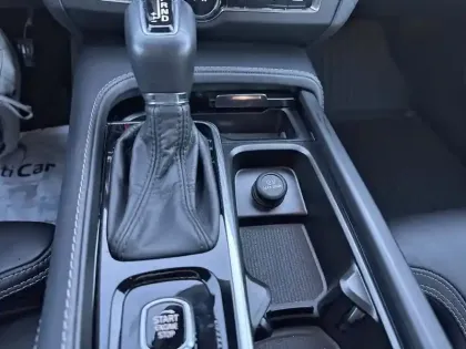 Photo 18 Volvo V90  Cross Country D4 AWD 190 ch Geartronic 8