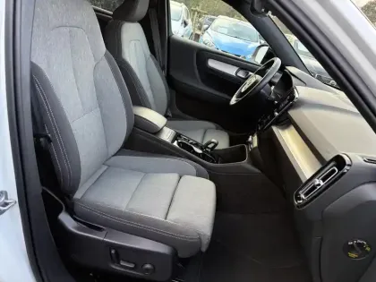 Photo 8 Volvo Xc40  B3 163 ch DCT7