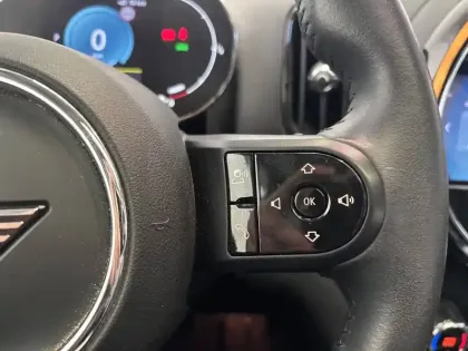 Photo 30 Mini Mini Countryman 125 - 95 ch ALL4 BVA6