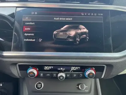 Photo 33 Audi Q3  Sportback 45 TFSIe 245 ch S tronic 6