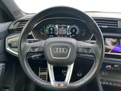 Photo 15 Audi Q3  Sportback 45 TFSIe 245 ch S tronic 6