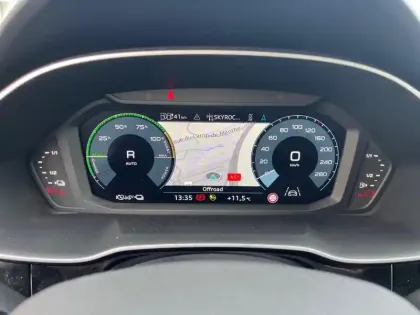 Photo 16 Audi Q3  Sportback 45 TFSIe 245 ch S tronic 6