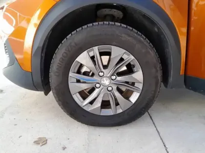 Photo 10 Peugeot 2008  Electrique 136 ch