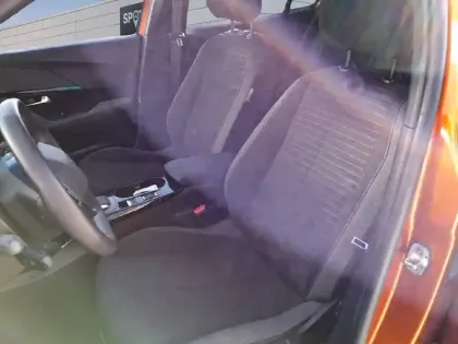 Photo 8 Peugeot 2008  Electrique 136 ch