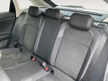 Photo 13 Volkswagen Taigo  1.0 TSI 110 DSG7