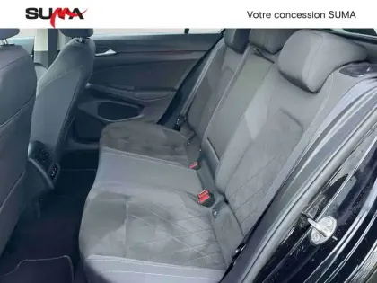 Photo 11 Volkswagen Golf  1.5 eTSI OPF 150 DSG7