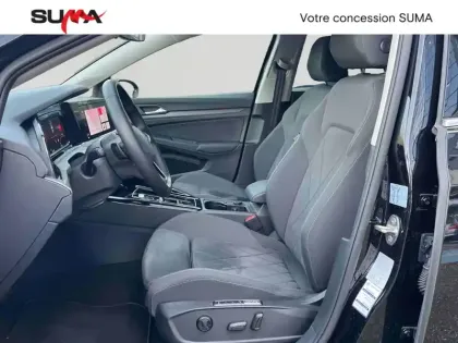 Photo 10 Volkswagen Golf  1.5 eTSI OPF 150 DSG7