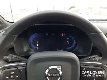 Photo 10 Volvo Xc40  Recharge 231 ch 1EDT