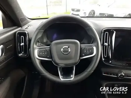 Photo 8 Volvo Xc40  Recharge 231 ch 1EDT