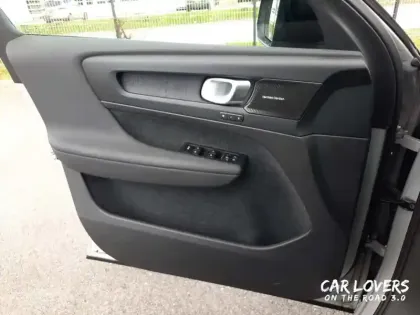 Photo 22 Volvo Xc40  Recharge 231 ch 1EDT