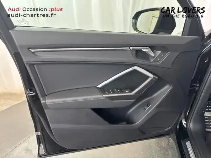 Photo 22 Audi Q3  35 TDI 150 ch S tronic 7