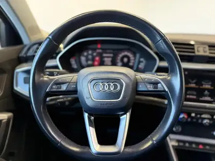 Photo 15 Audi Q3  35 TDI 150 ch S tronic 7