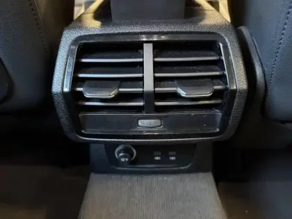 Photo 30 Audi Q3  35 TDI 150 ch S tronic 7