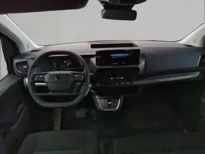 Photo 19 Peugeot Expert  Combi XL BlueHDi 180 S&S EAT8