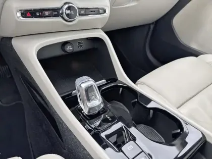 Photo 16 Volvo Xc40  T5 Recharge 180+82 ch DCT7