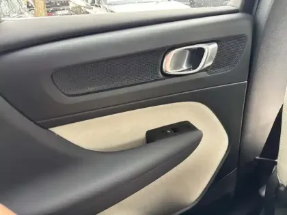 Photo 26 Volvo Xc40  T5 Recharge 180+82 ch DCT7