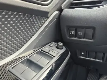 Photo 18 Toyota C-HR  HYBRIDE 2.0L 184