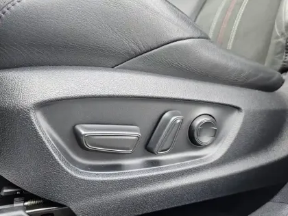 Photo 20 Toyota C-HR  HYBRIDE 2.0L 184