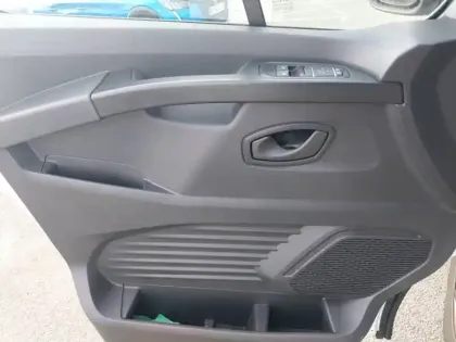 Photo 35 Renault Trafic  FGN L1H1 3000 KG BLUE DCI 130