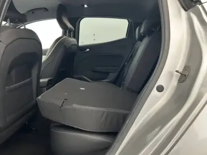 Photo 32 Renault Clio Gén. V (BJA) Ph1 NG Techno 5