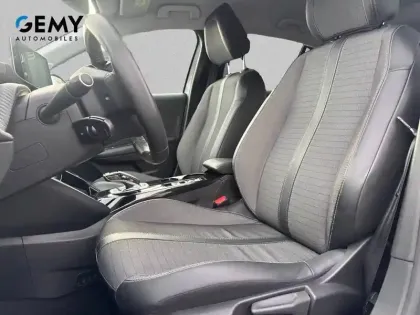 Photo 8 Peugeot 208  Electrique 50 kWh 136ch