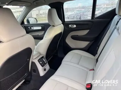 Photo 13 Volvo Xc40  T4 Recharge 129+82 ch DCT7