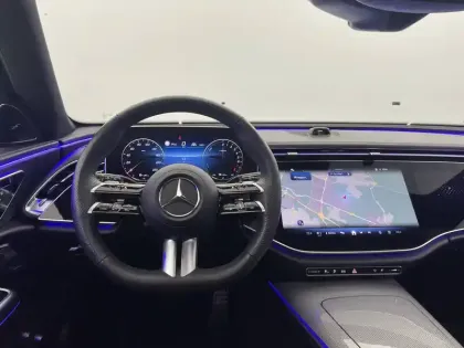 Photo 57 Mercedes Classe E  Break 300 e Hybrid EQ 9G-Tronic