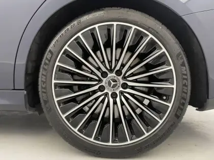 Photo 52 Mercedes Classe E  Break 300 e Hybrid EQ 9G-Tronic