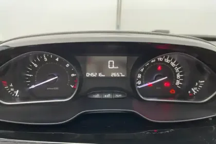 Photo 16 Peugeot 208  PureTech 82ch S&S BVM5