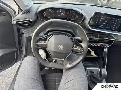 Photo 16 Peugeot 208  PureTech 75 S&S BVM5