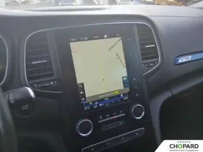 Photo 13 Renault Megane Mégane IV Berline TCe 140 EDC FAP