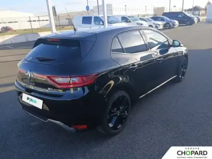 Photo 27 Renault Megane Mégane IV Berline TCe 140 EDC FAP