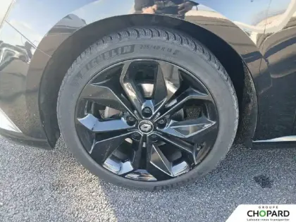 Photo 22 Renault Megane Mégane IV Berline TCe 140 EDC FAP