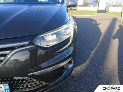 Photo 23 Renault Megane Mégane IV Berline TCe 140 EDC FAP