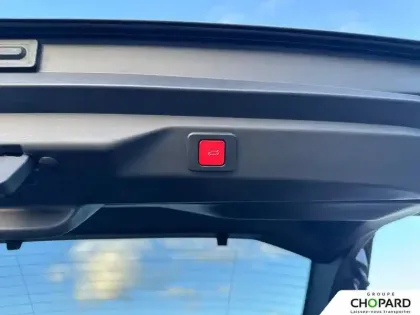 Photo 61 Peugeot 3008  Electrique 210 ch 73 kWh