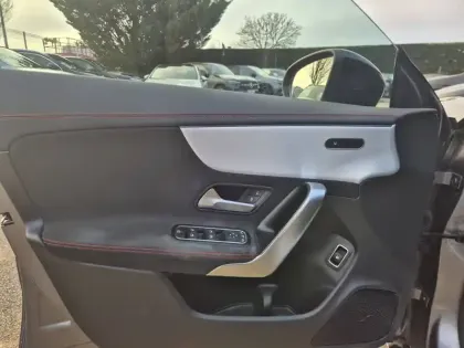 Photo 14 Mercedes CLA  Shooting Brake 250 e 8G-DCT