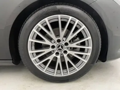 Photo 17 Mercedes CLA  Coupé 200 d 8G-DCT