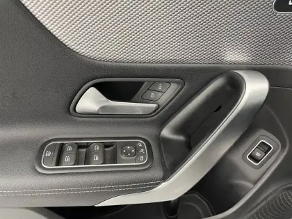 Photo 28 Mercedes CLA  Coupé 200 d 8G-DCT