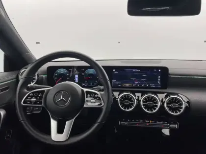 Photo 21 Mercedes CLA  Coupé 200 d 8G-DCT