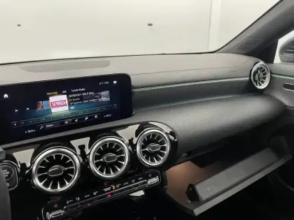 Photo 24 Mercedes CLA  Coupé 200 d 8G-DCT