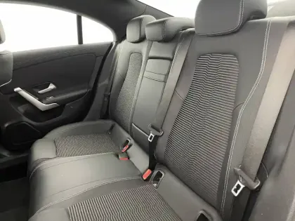 Photo 15 Mercedes CLA  Coupé 200 d 8G-DCT