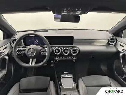 Photo 35 Mercedes Classe A  200 d 8G-DCT