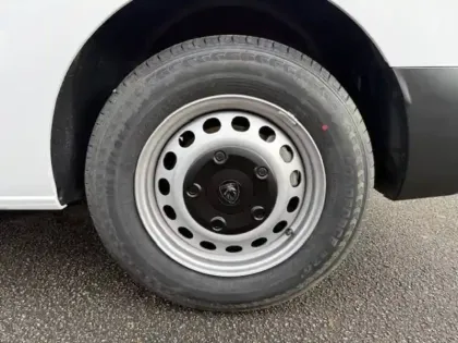 Photo 8 Peugeot Expert  FGN M DIESEL 150 CH AUTOMATIQUE