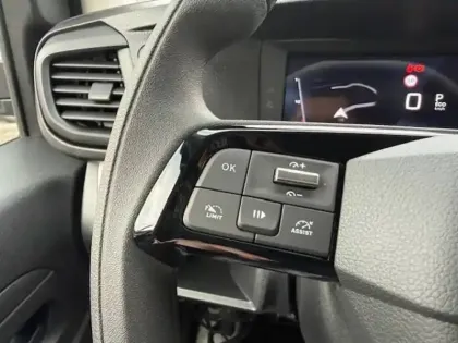 Photo 15 Peugeot Expert  FGN M DIESEL 150 CH AUTOMATIQUE