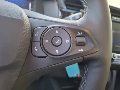 Photo 26 Opel Corsa  1.2 Turbo 100 ch BVM6